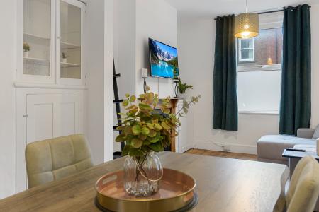 2 bedroom Terraced House to let in Roberts Road, Exeter, EX2