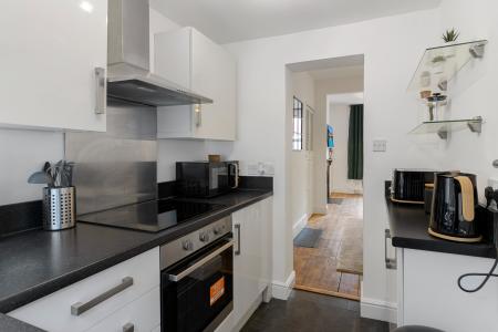 2 bedroom Terraced House to let in Roberts Road, Exeter, EX2