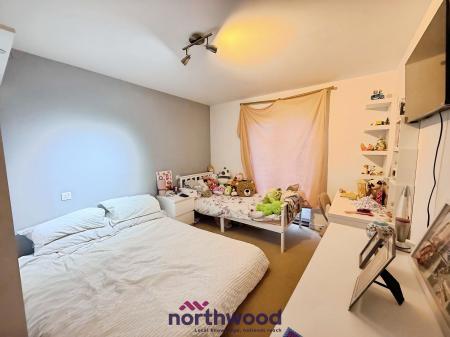 2 bedroom Flat for sale in Russell Walk, Kings Heath, Exeter, EX2