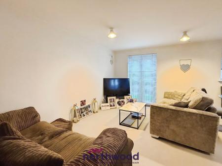 2 bedroom Flat for sale in Russell Walk, Kings Heath, Exeter, EX2