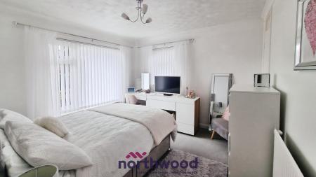 1 bedroom End of terrace house for sale in Perth Close, Pennsylvania, Exeter, EX4