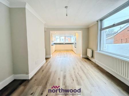 2 bedroom Flat for sale in Higher Polsham Road, Paignton, TQ3