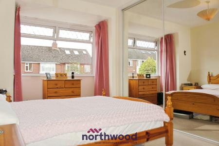 3 bedroom Semi-detached house to let in Warwick Road, Heavitree, Exeter, EX1