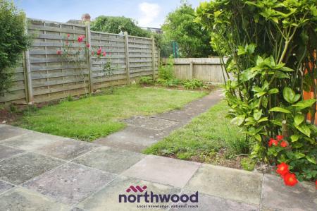 3 bedroom Semi-detached house to let in Warwick Road, Heavitree, Exeter, EX1