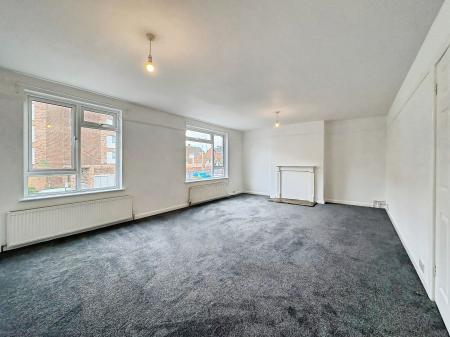 3 bedroom Flat to let in Whipton Village Road, Whipton, Exeter, EX4