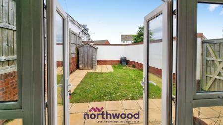 4 bedroom Semi-detached house for sale in Sand Grove, Exeter, EX2