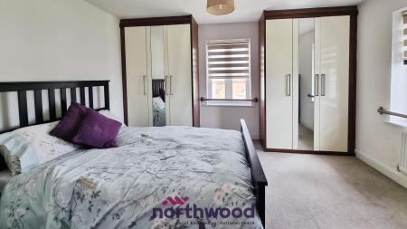 4 bedroom Semi-detached house for sale in Sand Grove, Exeter, EX2