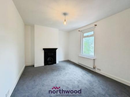 2 bedroom Terraced House to let in Clifton Street, Newtown, Exeter, EX1