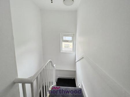 2 bedroom Terraced House to let in Clifton Street, Newtown, Exeter, EX1