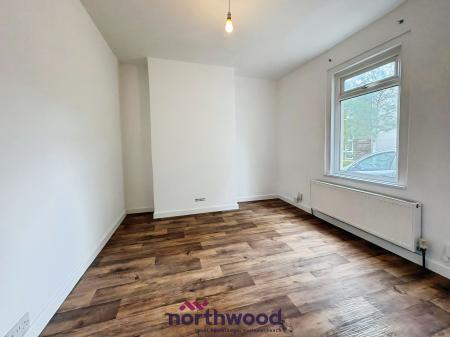2 bedroom Terraced House to let in Clifton Street, Newtown, Exeter, EX1