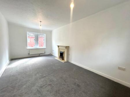 2 bedroom Coach House to let in Kinnerton Way, Exwick, Exeter, EX4