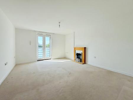 2 bedroom Flat to let in Heraldry Walk, Kings Heath, Exeter, EX2