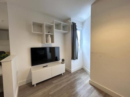 0 bedroom Studio flat to let in Lower Albert Street, Central, Exeter, EX1