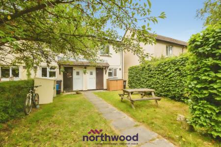 2 bedroom Terraced House for sale in Stokes Mead, Woodbury, EX5