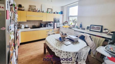 5 bedroom Terraced House for sale in Hatfield Road, Torquay, TQ1