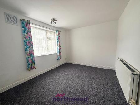 2 bedroom Flat to let in Mincinglake Road, Stoke Hill, Exeter, EX4