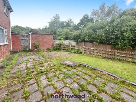 2 bedroom Flat to let in Mincinglake Road, Stoke Hill, Exeter, EX4