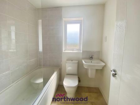 3 bedroom Semi-detached house to let in Farley Grove, West Clyst, Exeter, EX1