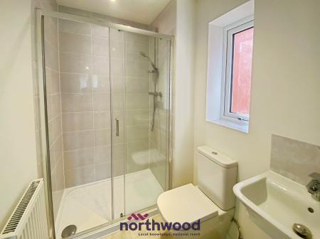 3 bedroom Semi-detached house to let in Farley Grove, West Clyst, Exeter, EX1