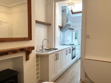 1 bedroom Studio flat to let in Barnardo Road, St Leonards, Exeter, EX2