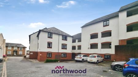 1 bedroom Flat for sale in Church Street, Heavitree, Exeter, EX2