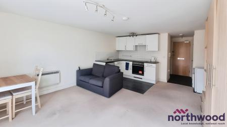 0 bedroom Studio flat to let in New North Road, Central, Exeter, EX4