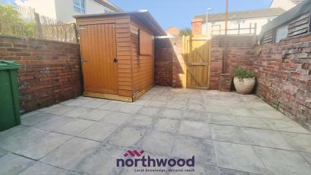 3 bedroom Terraced House to let in Old Vicarage Road, St Thomas, Exeter, EX2