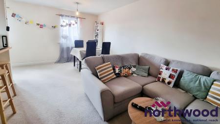 2 bedroom Coach House to let in Heraldry Way, Kings Heath, Exeter, EX2