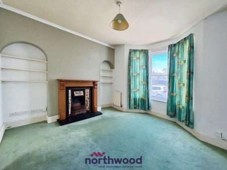 2 bedroom Flat to let in Clifton Road, Newtown, Exeter, EX1