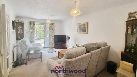 2 bedroom Flat for sale in Mowbray Court, Heavitree, Exeter, EX2
