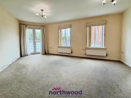 2 bedroom Flat to let in Heraldry Way, Kings Heath, Exeter, EX2