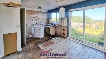 2 bedroom Terraced House for sale in Addison Close, Redhills, Exeter, EX4