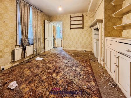 5 bedroom Terraced House for sale in Mount Pleasant Road, Exeter, EX4