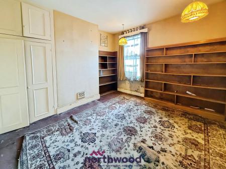5 bedroom Terraced House for sale in Mount Pleasant Road, Exeter, EX4