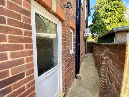 3 bedroom Maisonette to let in Pinhoe Road, Exeter, EX4