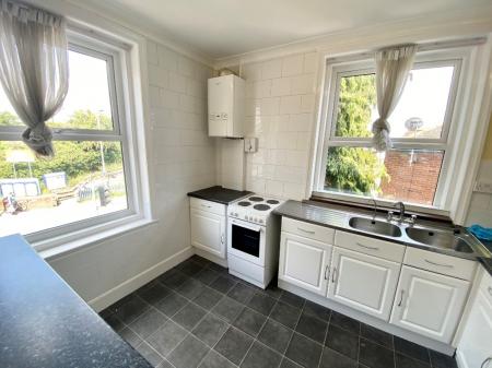 3 bedroom Maisonette to let in Pinhoe Road, Exeter, EX4