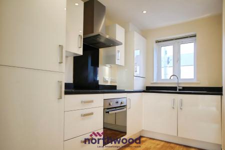2 bedroom End of terrace house to let in Tillhouse Road, Cranbrook, EX5