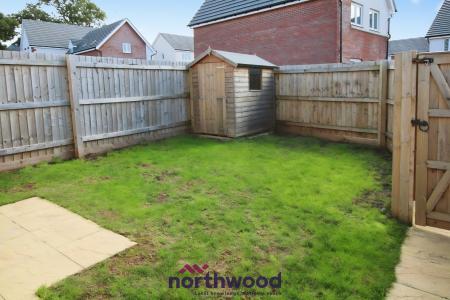 2 bedroom End of terrace house to let in Tillhouse Road, Cranbrook, EX5
