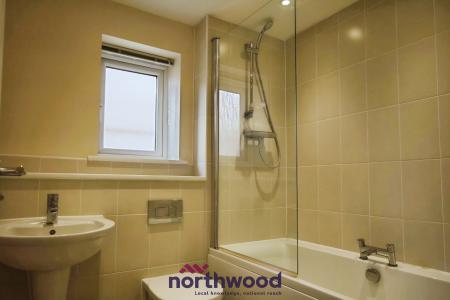 2 bedroom End of terrace house to let in Tillhouse Road, Cranbrook, EX5