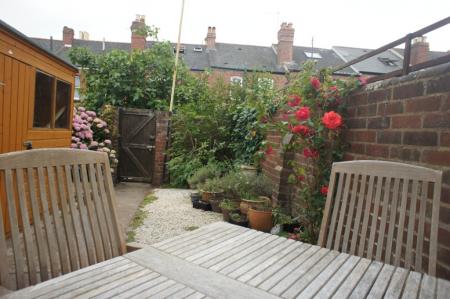 2 bedroom Terraced House to let in Stuart Road, Heavitree, Exeter, EX1