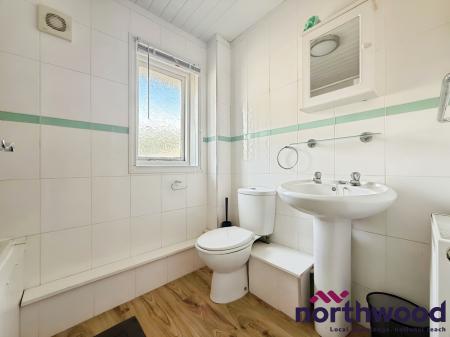 1 bedroom Terraced House to let in Lower Cannon Road, Heathfield, TQ12