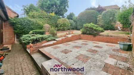 2 bedroom Bungalow for sale in Elmdon Close, Pennsylvania, Exeter, EX4