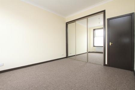 1 bedroom Flat for sale in Shillinghill, Alloa, FK10