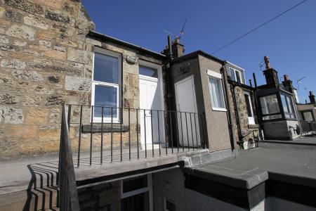 2 bedroom Flat for sale in Dean Road, Hopetoun Terrace, Boness, EH51