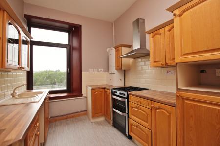 3 bedroom Flat for sale in Broad Street, Denny, FK6