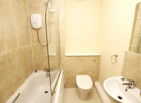 2 bedroom Apartment for sale in Newlands Court, Bathgate, EH48