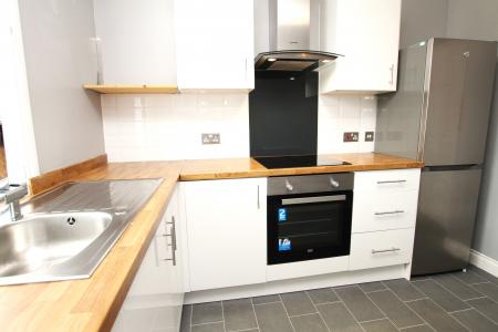 2 bedroom Flat for sale in Haining Terrace, Whitecross, EH49