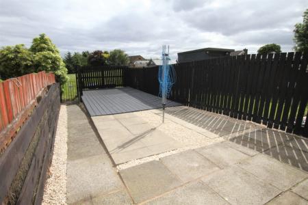 2 bedroom Terraced House for sale in Glenbo Drive, Head Of Muir, FK6