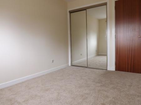 2 bedroom Flat for sale in Greenhorn's Well Crescent, Falkirk, FK1