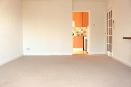 2 bedroom Flat for sale in Parkfoot Court, Kemper Avenue, Falkirk, FK1